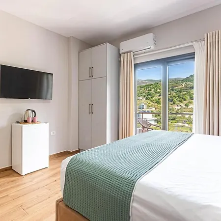 Sea Breeze 22 Llaman - Free Parking